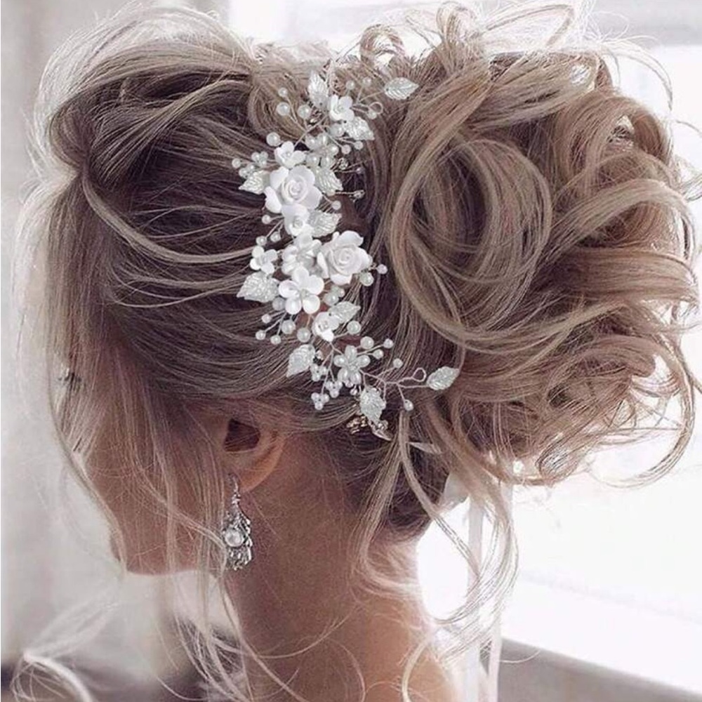 Elegant Floral Hair Accessory - White and Silver